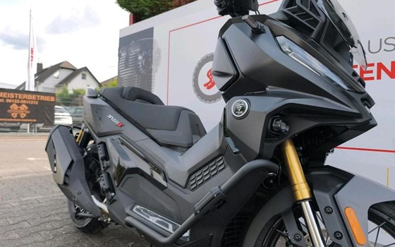 Neufahrzeug Voge SR450X - Bild 11