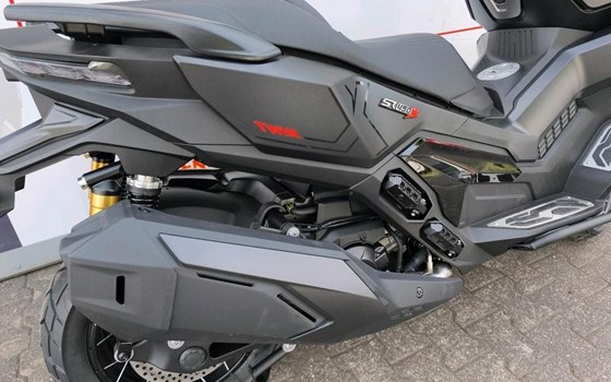 Neufahrzeug Voge SR450X - Bild 12