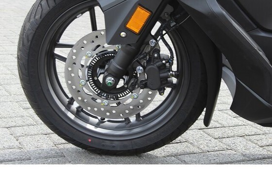 Gebrauchtmotorrad Honda Forza 125 - Bild 9