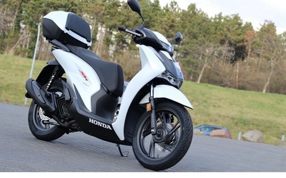 Gebrauchtmotorrad Honda SH150i - Bild 13