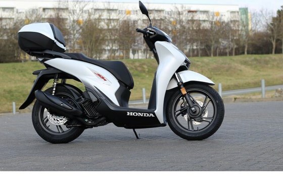 Gebrauchtmotorrad Honda SH150i - Bild 16