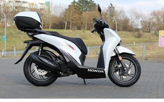 Gebrauchtmotorrad Honda SH150i - Bild 3