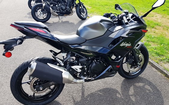 Neufahrzeug Kawasaki Ninja 500 SE - Bild 9