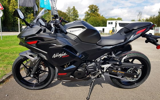 Neufahrzeug Kawasaki Ninja 500 SE - Bild 2