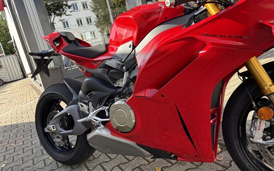Gebrauchtmotorrad Ducati Panigale V4 S - Bild 11