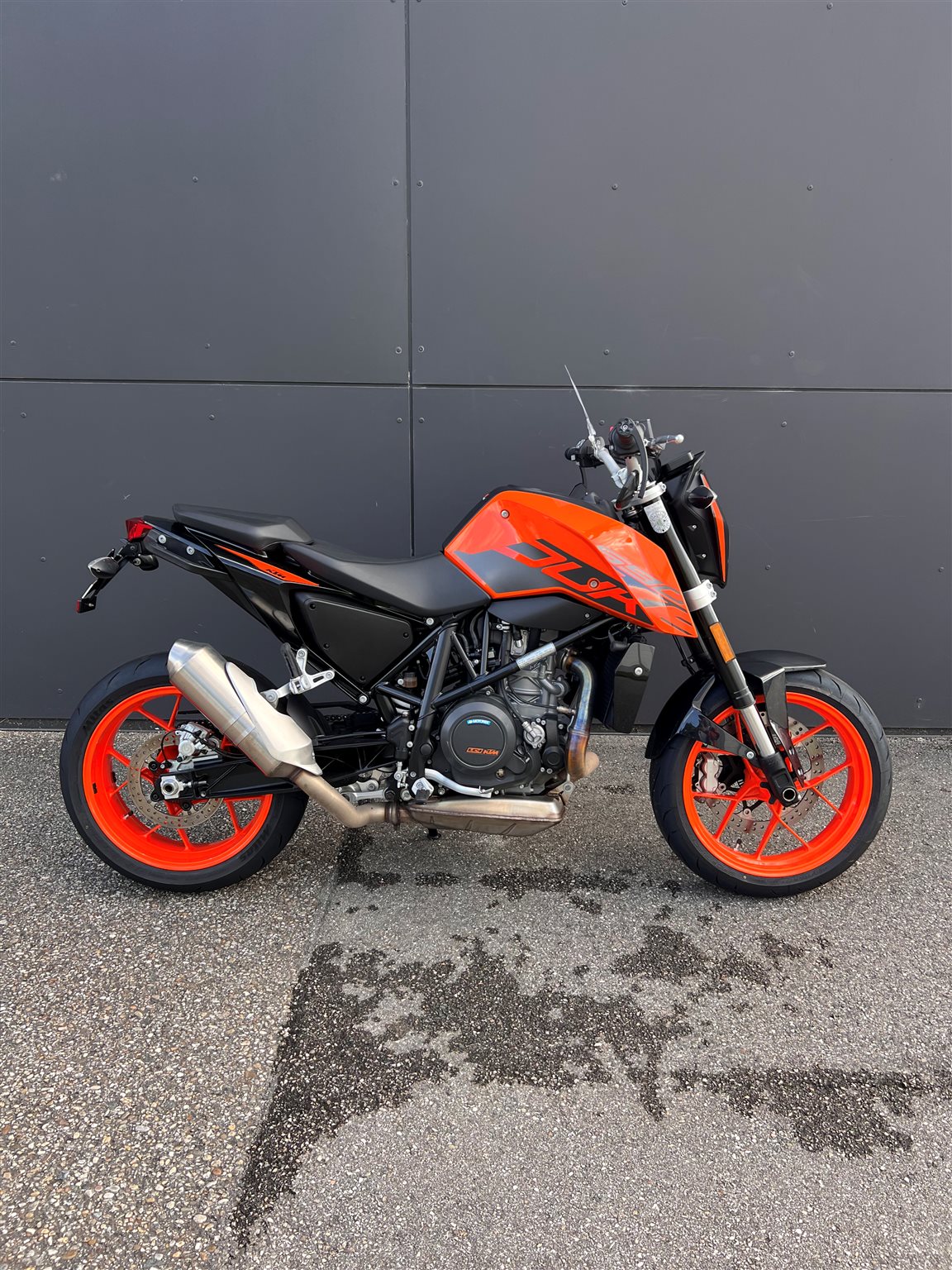 KTM 690 Duke 