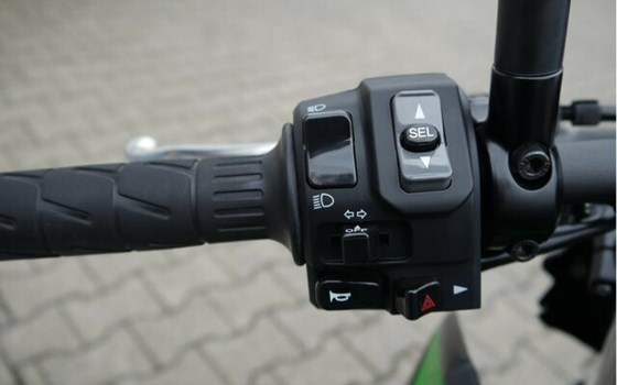 Gebrauchtmotorrad Kawasaki Z650 - Bild 11