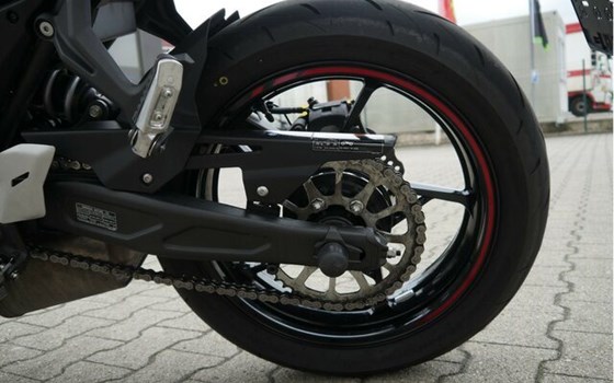 Gebrauchtmotorrad Kawasaki Z650 - Bild 8
