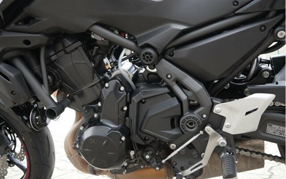 Gebrauchtmotorrad Kawasaki Z650 - Bild 9