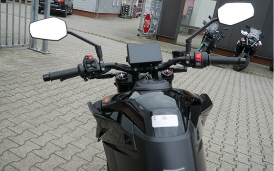 Gebrauchtmotorrad KTM 790 Duke - Bild 8