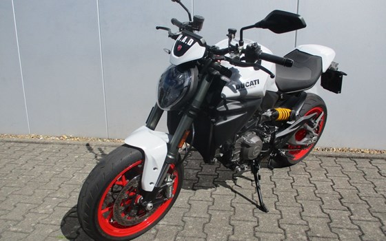 Gebrauchtmotorrad Ducati Monster + - Bild 2