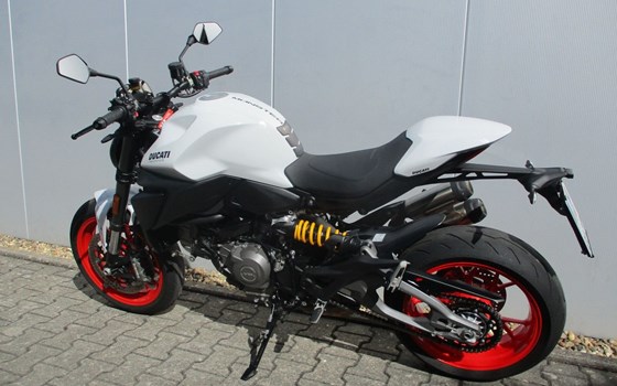 Gebrauchtmotorrad Ducati Monster + - Bild 5