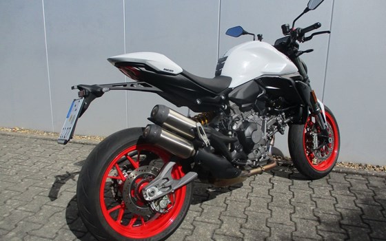 Gebrauchtmotorrad Ducati Monster + - Bild 6