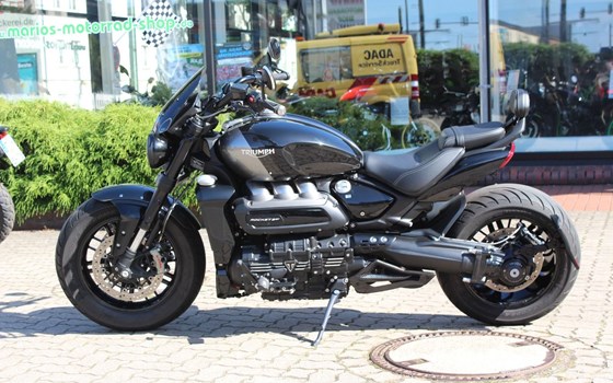 Gebrauchtmotorrad Triumph Rocket 3 GT Triple Black - Bild 4