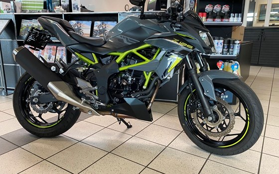 Gebrauchtmotorrad Kawasaki Z125 - Bild 1