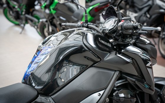 Gebrauchtmotorrad Kawasaki Z900 - Bild 8
