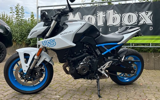 Gebrauchtmotorrad Suzuki GSX-8S - Bild 12