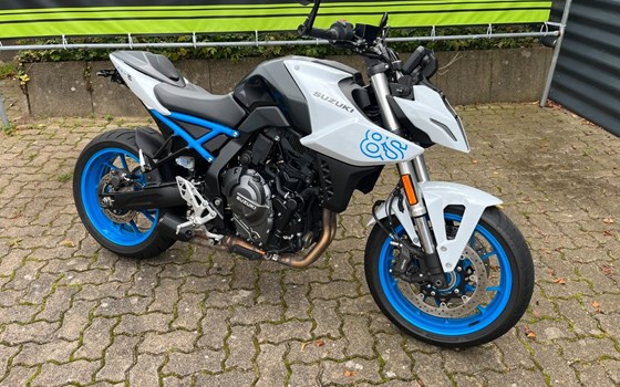 Gebrauchtmotorrad Suzuki GSX-8S - Bild 2