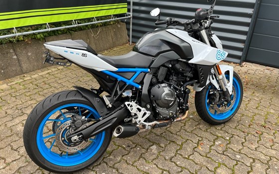 Gebrauchtmotorrad Suzuki GSX-8S - Bild 4