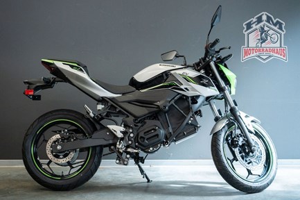 Kawasaki Z e-1