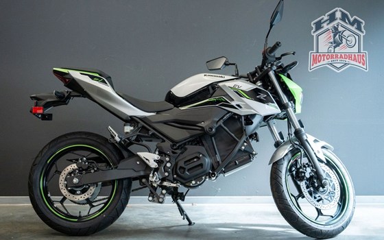 Gebrauchtmotorrad Kawasaki Z e-1 - Bild 1