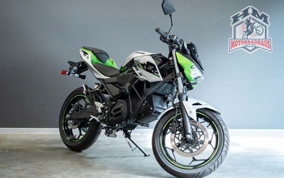 Gebrauchtmotorrad Kawasaki Z e-1 - Bild 2