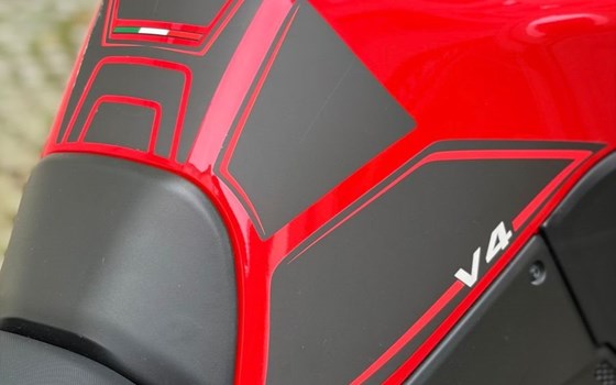 Gebrauchtmotorrad Ducati Multistrada V4 S - Bild 6