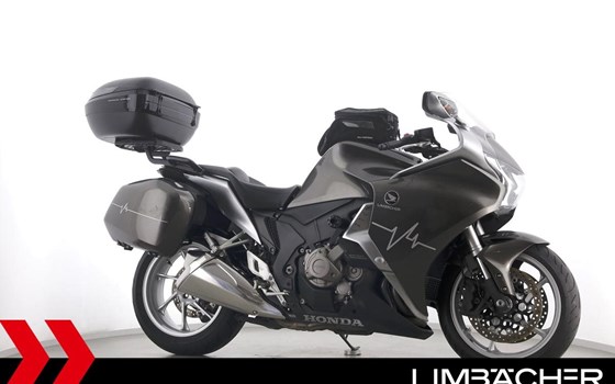 Gebrauchtmotorrad Honda VFR 1200 F - Bild 1