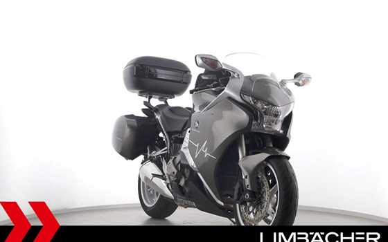 Gebrauchtmotorrad Honda VFR 1200 F - Bild 2