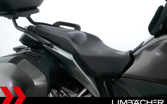 Gebrauchtmotorrad Honda VFR 1200 F - Bild 24