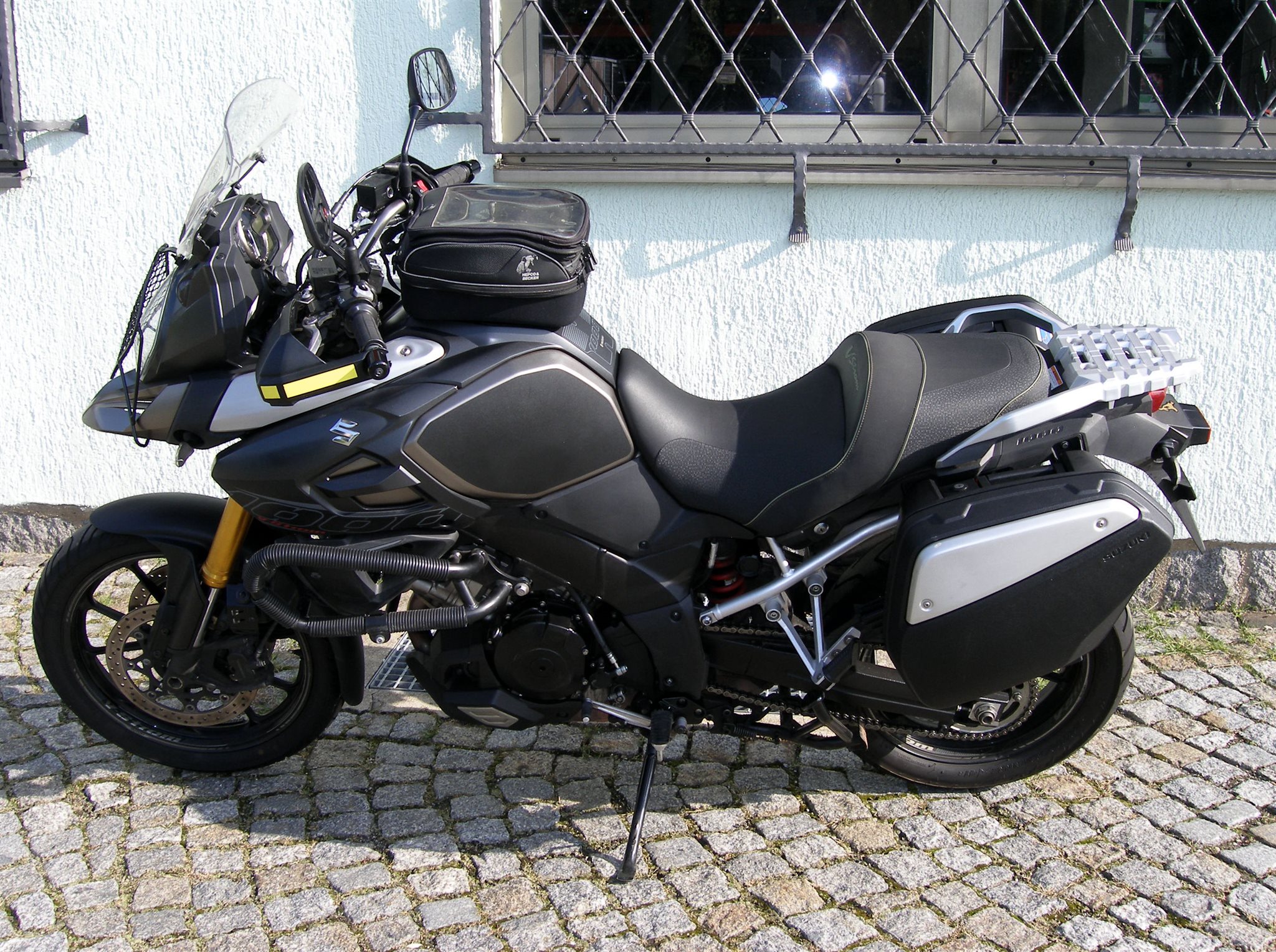 Suzuki V-Strom 1000