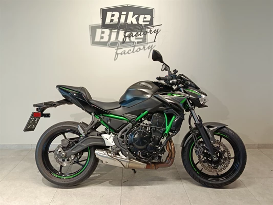Kawasaki Z650 (GY1 - Grau und Grün) - Bild 2