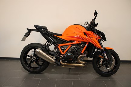 KTM 1390 Super Duke R EVO