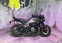 Gebrauchte Husqvarna Svartpilen 401