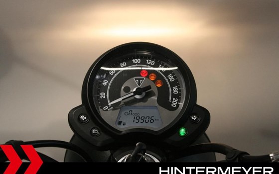 Gebrauchtmotorrad Triumph Street Scrambler - Bild 9