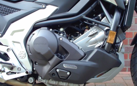 Gebrauchtmotorrad Honda NC750X DCT - Bild 6