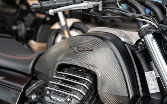 Gebrauchtmotorrad Moto Guzzi California 1400 Audace Carbon - Bild 19