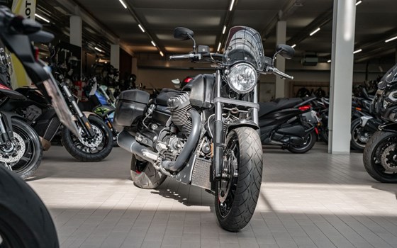 Gebrauchtmotorrad Moto Guzzi California 1400 Audace Carbon - Bild 2