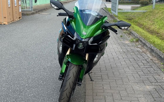 Gebrauchtmotorrad Kawasaki Ninja H2 SX SE - Bild 13