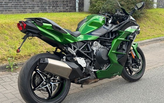 Gebrauchtmotorrad Kawasaki Ninja H2 SX SE - Bild 3