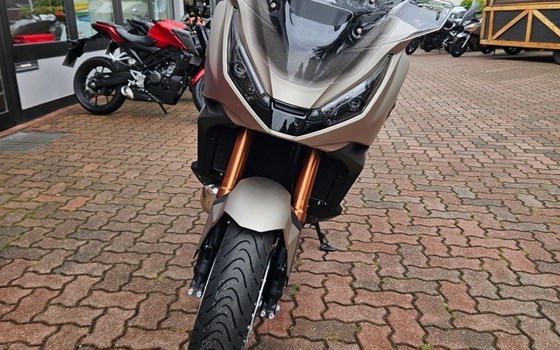 Gebrauchtmotorrad Honda NT1100 DCT Electronic Suspension - Bild 5