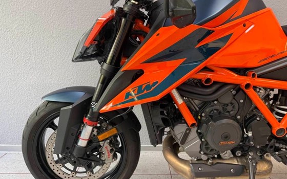 Gebrauchtmotorrad KTM 1290 Super Duke R - Bild 11