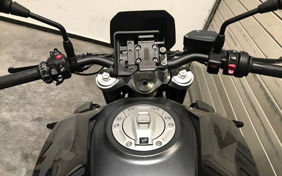 Gebrauchtmotorrad BMW F 900 R - Bild 7