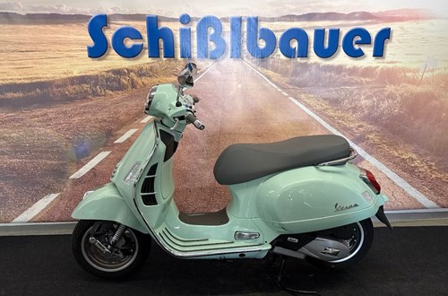 Vespa GTS 125