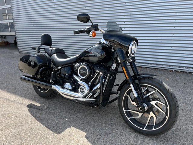 Harley-Davidson Softail Sport Glide FLSB (schwarz) - Bild 18