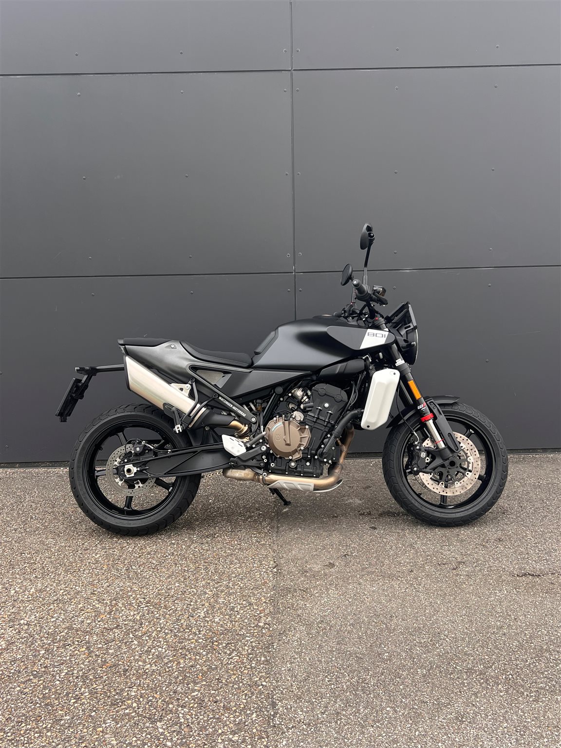 Husqvarna Svartpilen 801 DEMO-Fahrzeug