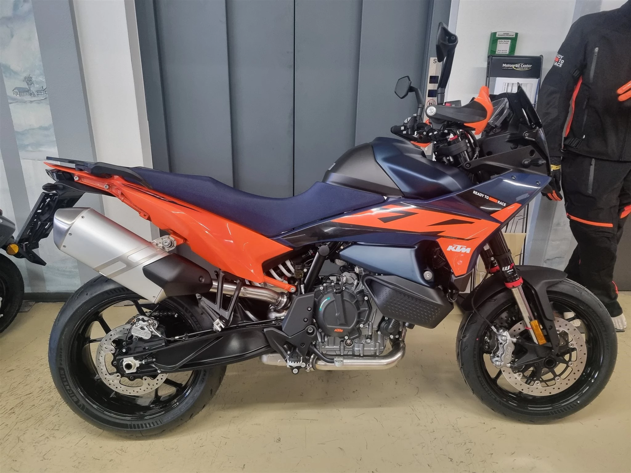 KTM 890 SMT MJ 2026 - Vorführfahrzeug!!