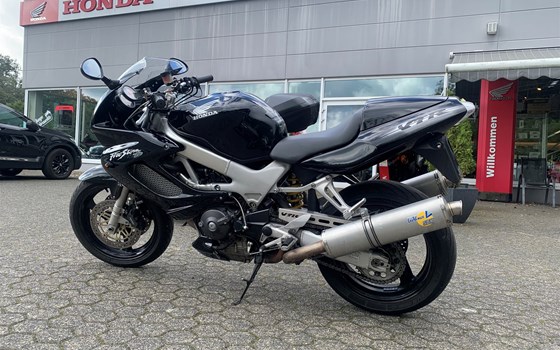 Gebrauchtmotorrad Honda VTR 1000 F Fire Storm - Bild 3