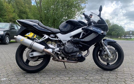 Gebrauchtmotorrad Honda VTR 1000 F Fire Storm - Bild 4