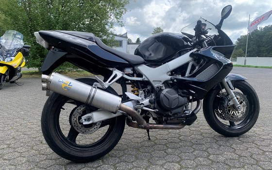 Gebrauchtmotorrad Honda VTR 1000 F Fire Storm - Bild 6